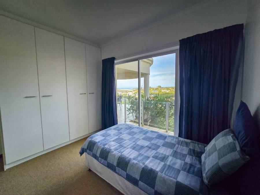 5 Bedroom Property for Sale in Stilbaai Wes Western Cape